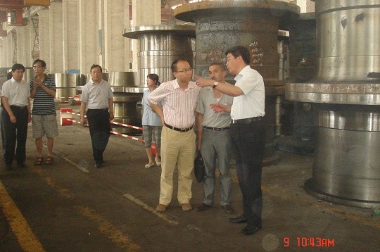 土耳其客户来皇豫集团铸钢公司 考察.jpg