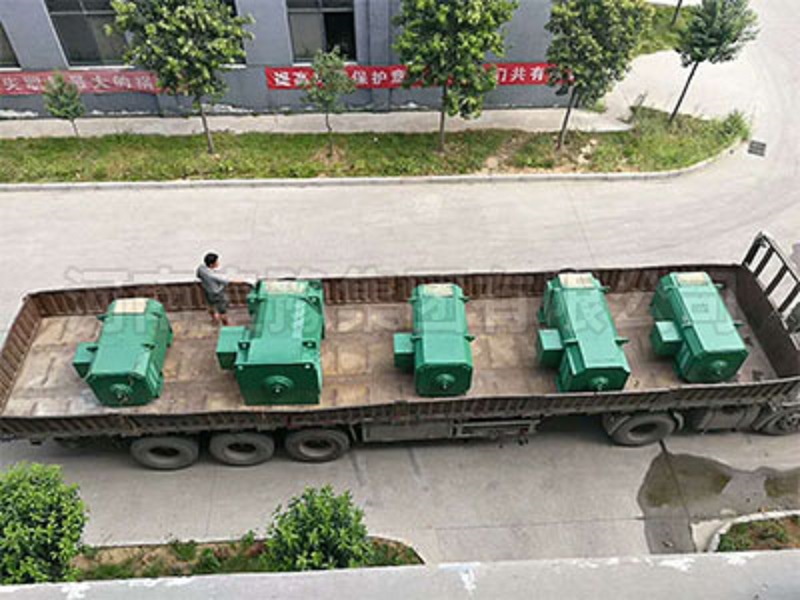 一批 直流电机 需要大修，已运输到河南皇豫集团电机有限公司.jpg